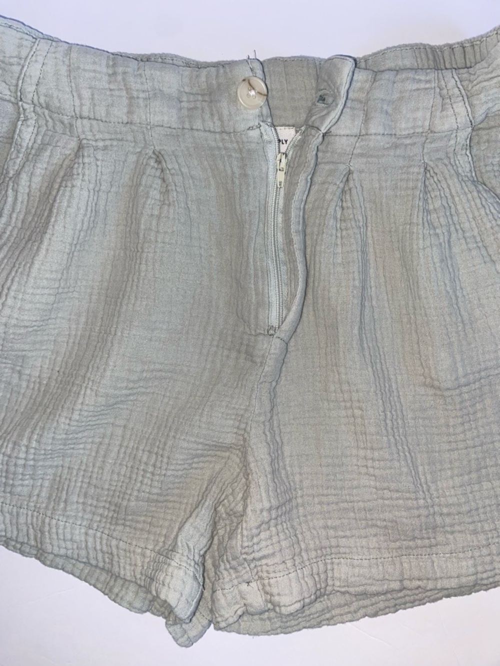 Thread & Supply 100% Cotton Sage Green Laira Women’s Shorts - Picture 6 of 8